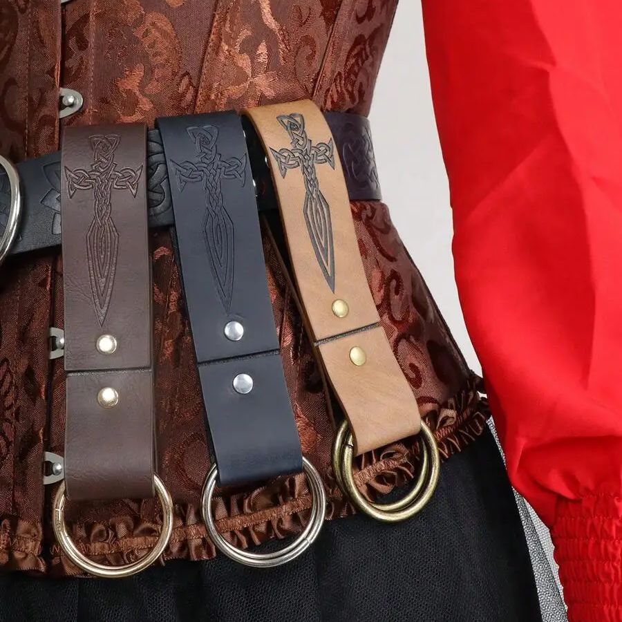 Middeleeuwse vrouwen wandelen  - Leatherwork Rings recensie en prijs